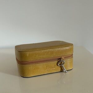 Fossil Genuine Leather Jewelry Case in Tan